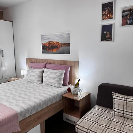 Post A-1 Guest house