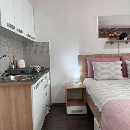 Post A-1 Gæstehus 3*